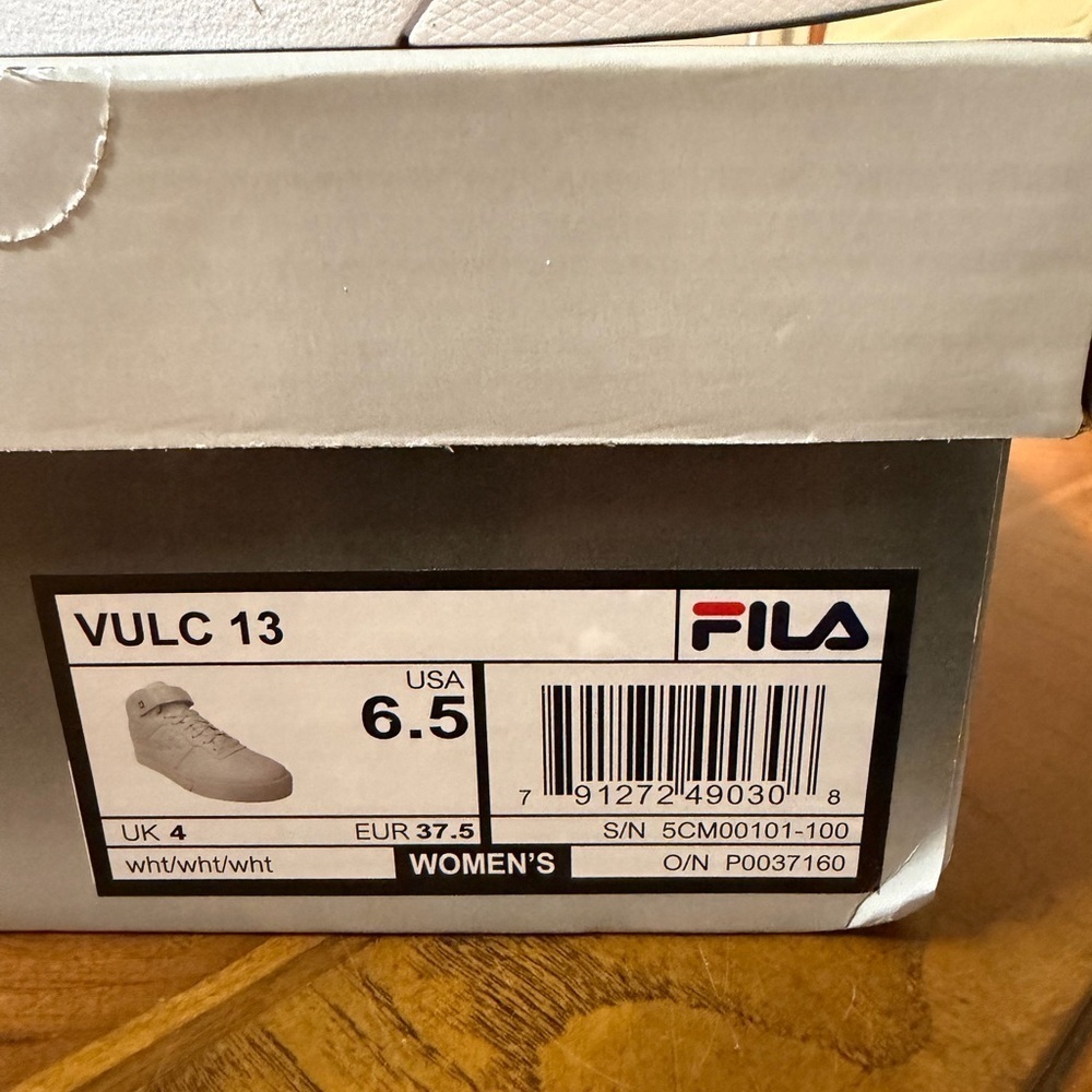 New in Box Fila Vulc 13 Women's White High-Top Leather Sneakers Size 6.5 - Picture 2 of 10